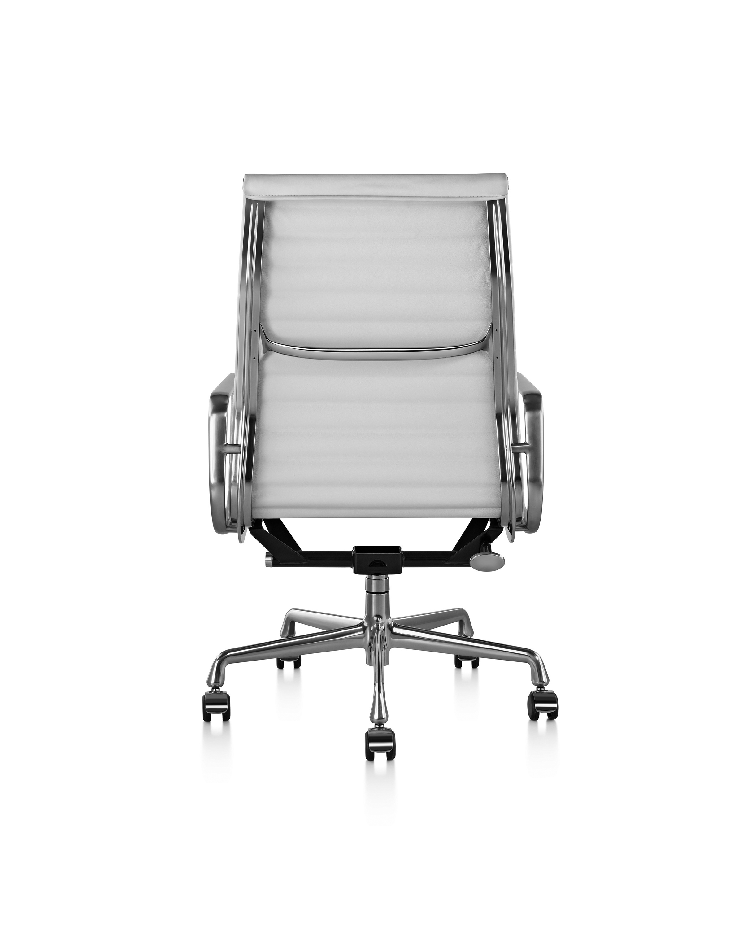 办公椅|现代真皮中班椅|办公火狐官方网站|火狐HUOHU（中国）火狐官方网站|伊姆斯大班椅